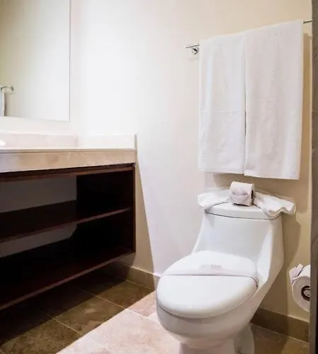 Chic Rooftop Ph, Private Pool, 1mi From The Apartamento