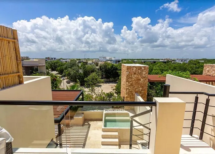 Chic Rooftop Ph, Private Pool, 1mi From The Apartment Tulum